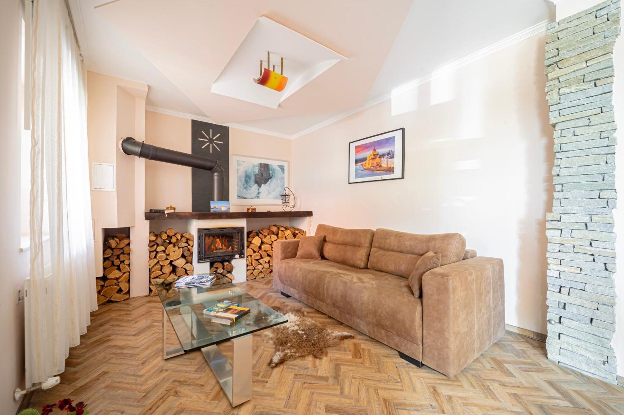 B48 Bigflat - Kenyelem 130 M2 En Villa Törökbálint Dış mekan fotoğraf